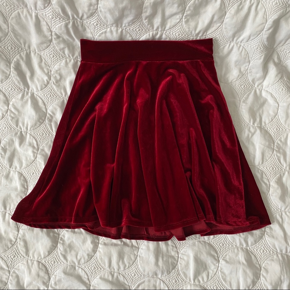 Red velvet skirt sz small